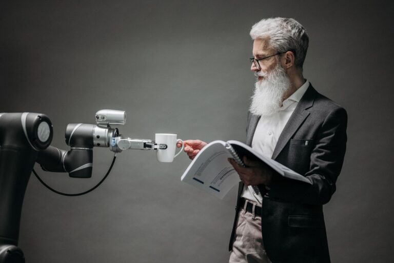 Agence automatisation IA services, domaines — bureau avec technologie d'automatisation IA