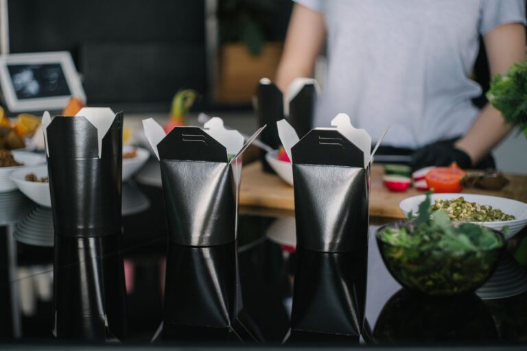 Comment ouvrir une dark kitchen — cuisine fantôme service de livraison