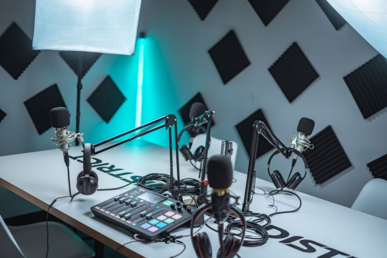 Location studio podcast Paris tarifs, — studio podcast équipement d'enregistrement