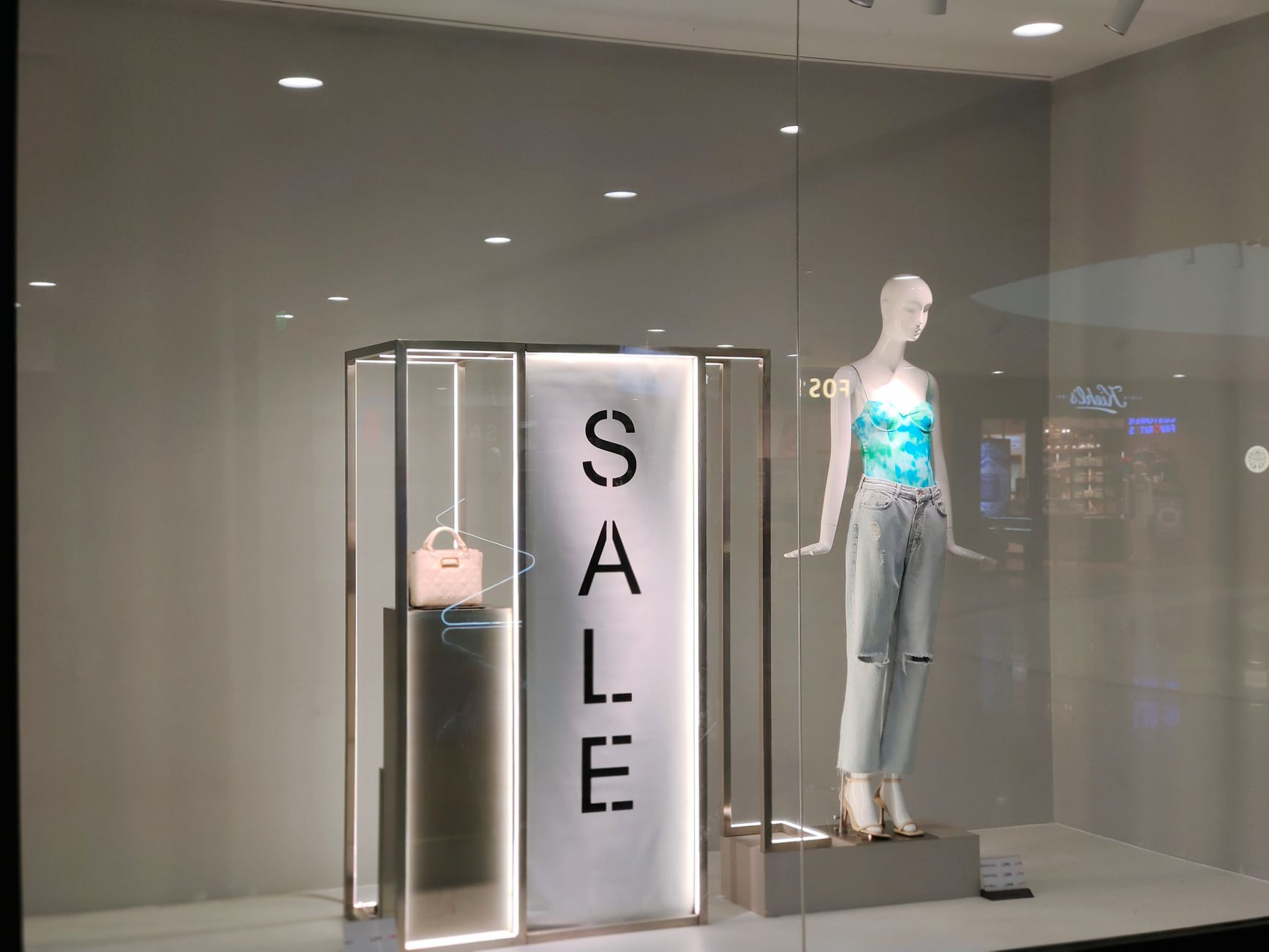 Comment faire une PLV ? — installation de publicité sur lieu de vente